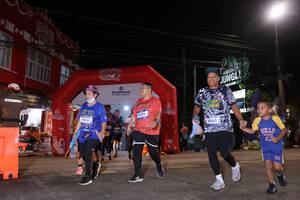 BIB: 4395, 3418, 4263
                            <button type="button" onclick="openModal(26262916)" class="btn btn-primary btn-sm float-right btn-popup" data-toggle="modal" data-target=".modal-high-quality">
                        <i class="fas fa-shopping-cart"></i> Add to Cart
                    </button>
                                            <button type="button" onclick="isThisMe(26262916, true)" class="btn btn-success btn-sm float-right btn-popup btn-isme hidden" data-toggle="tooltip" data-placement="bottom" title="นี่คือรูปของคุณใช่ไหม คลิกที่นี่เพื่อเอาเข้าอัลบั้ม">
                        <i class="fas fa-plus"></i> Add to album
                    </button>
                    <button type="button" onclick="isThisMe(26262916, false)" class="btn btn-warning btn-sm float-right btn-popup btn-isnotme hidden">
                        <i class="fas fa-ban"></i> Remove from album
                    </button>